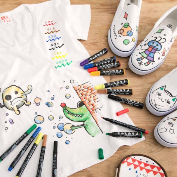 DIY 8 Colors Fabric marker T-shirt Textile Cloth Drawing Pen Non-toxic Pigment-based Markers For Handpainting Art Paint Pen