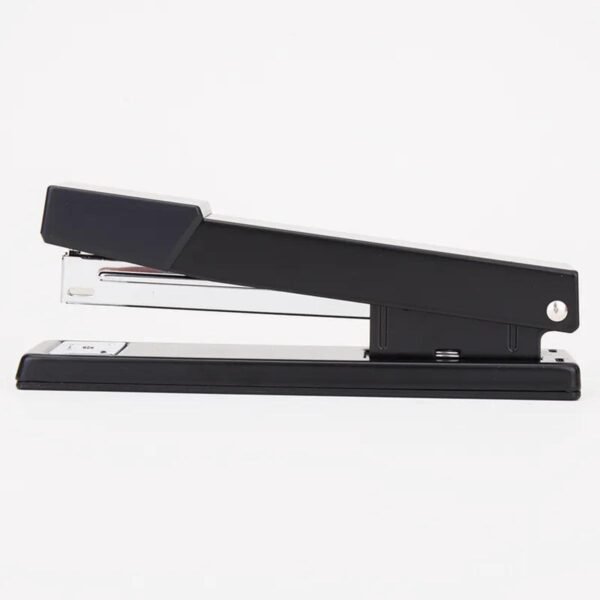 deli e0424 stapler (assorted)
