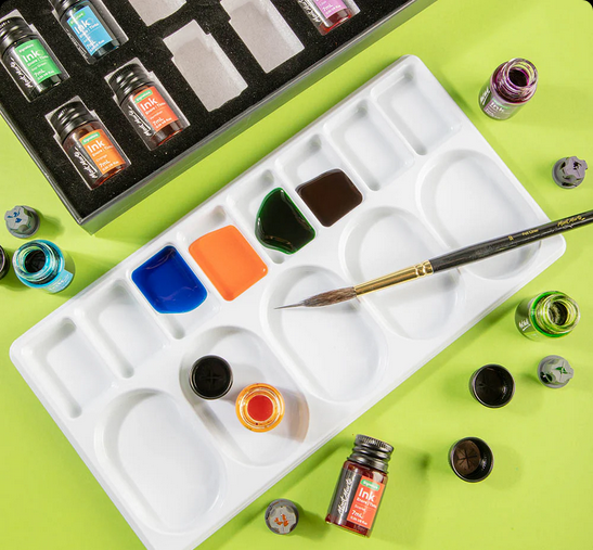 mont marte disposable plastic palettes discovery 5pc